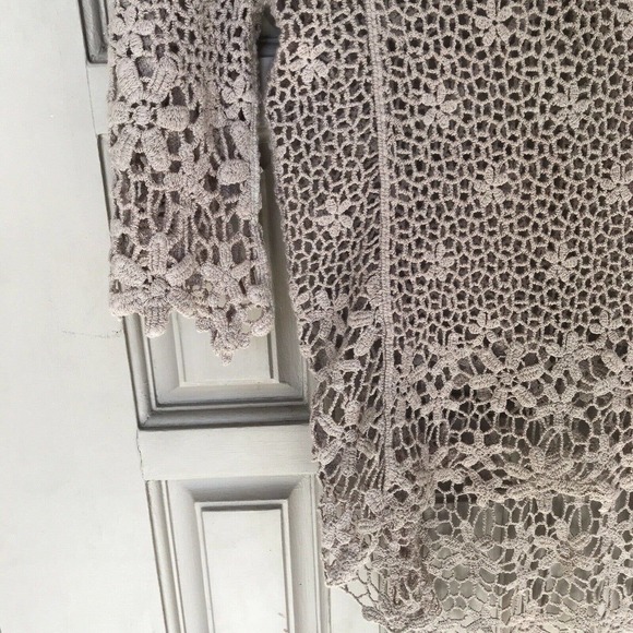 Mosaic&Co Crochet Top SzM Beige HI/LO Pretty Pullover 3/4 Sleeves NWOT - Picture 5 of 5
